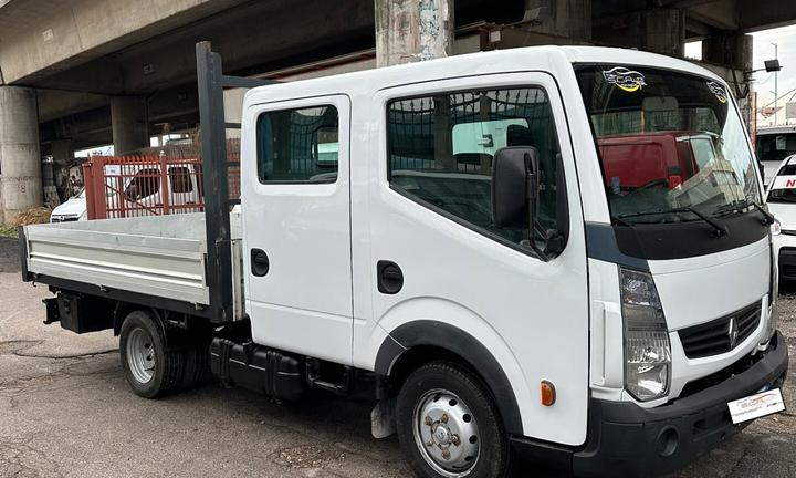 Renault Maxity Cabstar