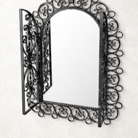 Specchio da parete in ferro battuto con ante