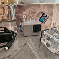 Go Pro hero 7 white