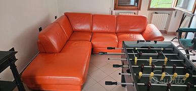 divano  ad angolo in pelle Arancione