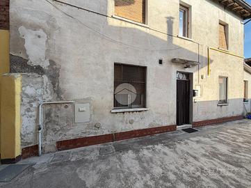CASA DI CORTE A MAIRANO