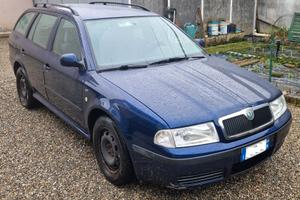 Skoda Octavia 1.6i anno 200