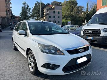 Ford focus 1.6 benzina 101 cv euro 5 2011