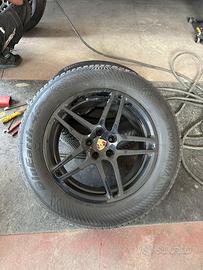 Cerchi e Gomme Porsche Macan Invernali 255 55 18