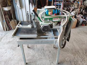 taglia marmi e graniti ad acqua 