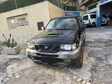 Nissan terrano 2