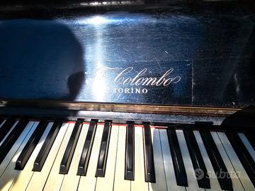 Pianoforte verticale d'epoca F. Colombo  del 900