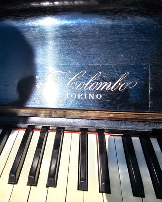 Pianoforte verticale d'epoca F. Colombo  del 900