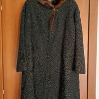 Pelliccia Persiano e collo in Visone
Vintage Donna