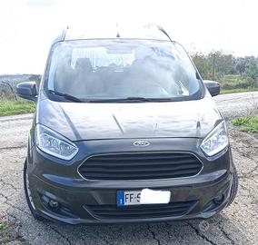 Ford tourneo courier Titaniun autocarro N1