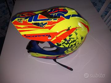 Casco motocross scorpion