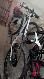 canodale lefty se  carbon  29  front  carbon 2