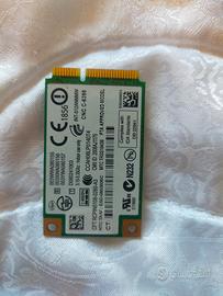 Scheda wifi e connettore d'alimentazione 