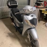 Honda sh 150 2006