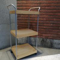 carrello con ruote