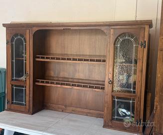 Cristaiera in castagno fatta a mano