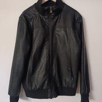 Giubbotto in pelle sintetica