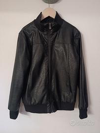Giubbotto in pelle sintetica