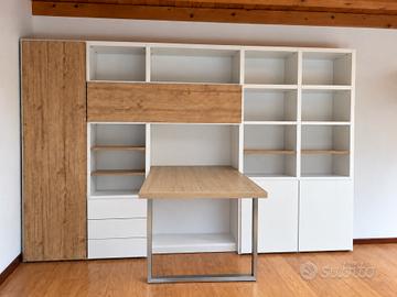 Libreria con scrivania integrata