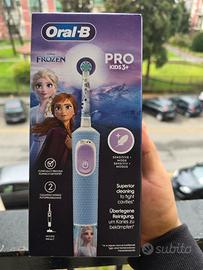 Spazzolino elettrico Oral B - Frozen
