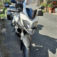 moto suzuki Vstrom 650