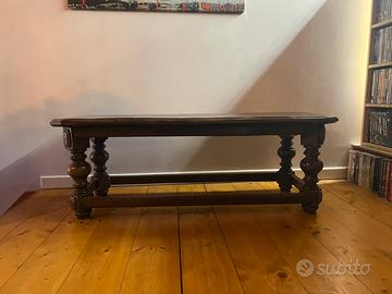 Tavolino da salotto antico in noce