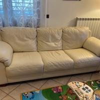 Divano in vera pelle