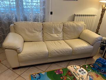 Divano in vera pelle