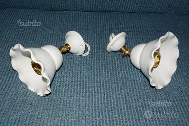 Applique in ceramica bianca