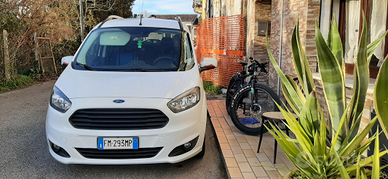 FORD Tourneo Courier 1.5 TDCI