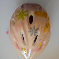 Casco, ginocchiere e para gomiti