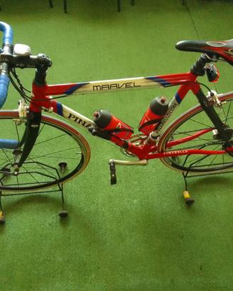 Bici da corsa marca  Pinarello nome "Marvel" tagli