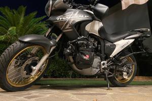 transalp 700 tris valige