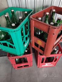 80 bottiglie di vino da 2 litri con tappo