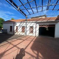 CAPANNONE A CASTIGLIONE DELLE STIVIERE