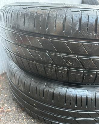 Pneumatici 175/65 R 15 84 H estivi RoadX. Pz2