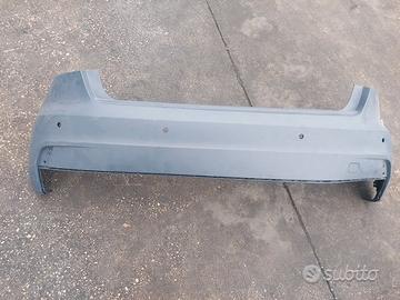 Paraurti posteriore audi a1 anno 2012 con fori