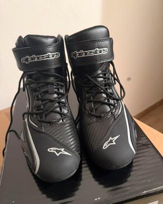 Scarpe moto Alpinestars
