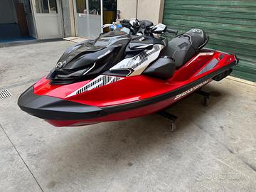 Moto d'acqua SeaDoo RXP 325 2024 23 ore