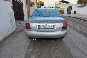 Audi A4  1.9   110 cv   del 1998