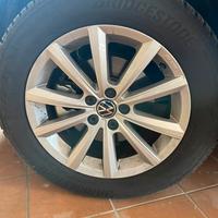 Cerchi in lega e gomme  originali volkswagen