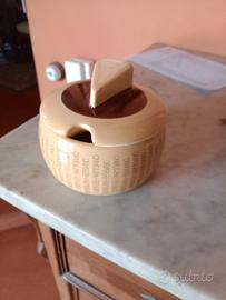 formaggera marcata parmigiano reggiano