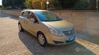 Opel corsa 1.2 benzina