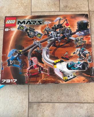 Lego life on mars