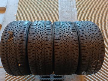 gomme 255 45 20 105V Pirelli invernali 75%