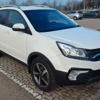 Korando Ssangyong 2.2 Cambio automatico - 178 Cv