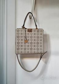 Borsa Carpisa bianca traforata da donna