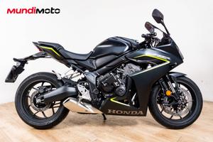 HONDA CBR 650 R E-CLUTCH - 2026