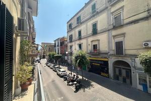 5 LOCALI A TORRE ANNUNZIATA