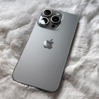 iPhone 15 pro titanio naturale